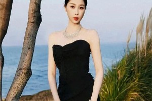 虞书欣性感写真曝光：大小姐气质与时尚碰撞