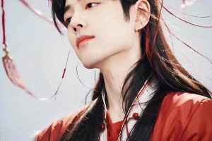 肖战东方美男气质解析：时尚表现力与治愈笑容
