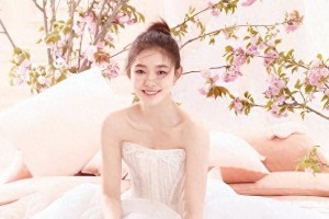 林允被传隐婚生子真相：月嫂旧照引发乌龙