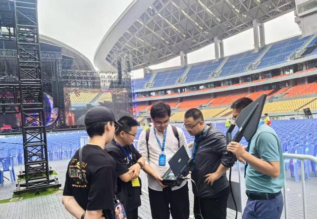 广西移动网络保障团队进行5G-A网络测试