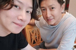 金希澈韩庚罕见同框，Super Junior成员重聚引回忆